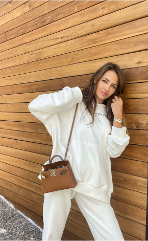 АНГЕЛИНА ДУБРОВСКАЯ